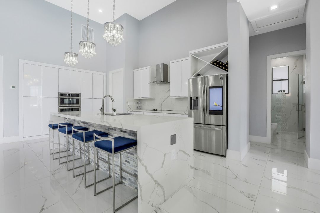 1903 Everest Pkwy, Cape Coral, FL 33904