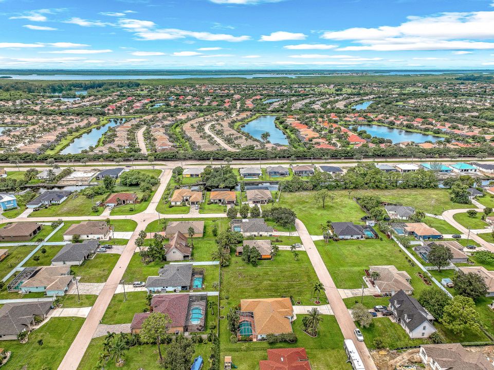 2310 SW 18th St, Cape Coral, FL 33991