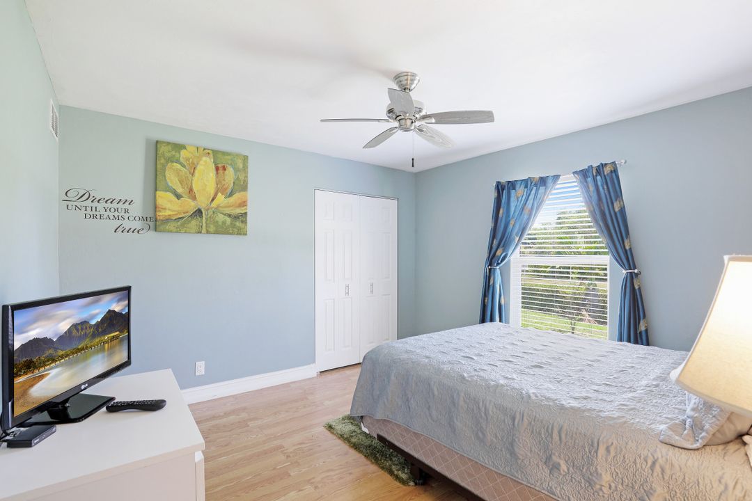 541 S Heathwood Dr, Marco Island, FL 34145