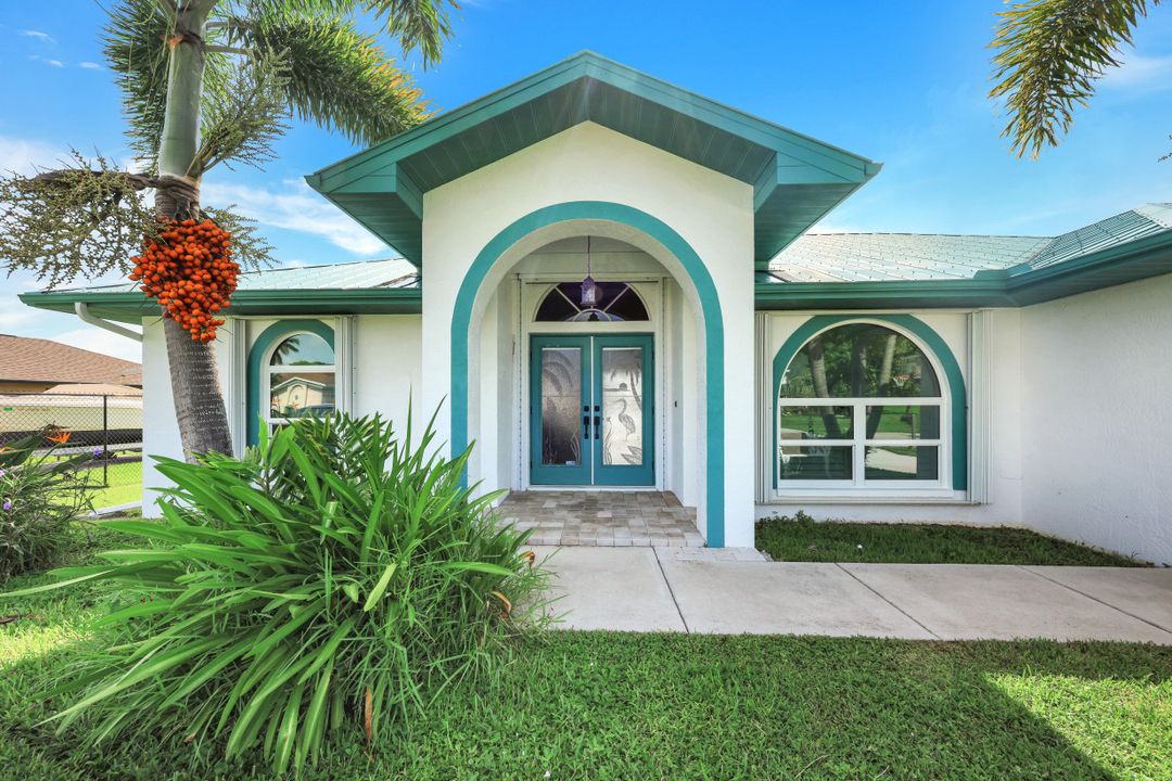 1127 SW 6th Ave, Cape Coral, FL 33991