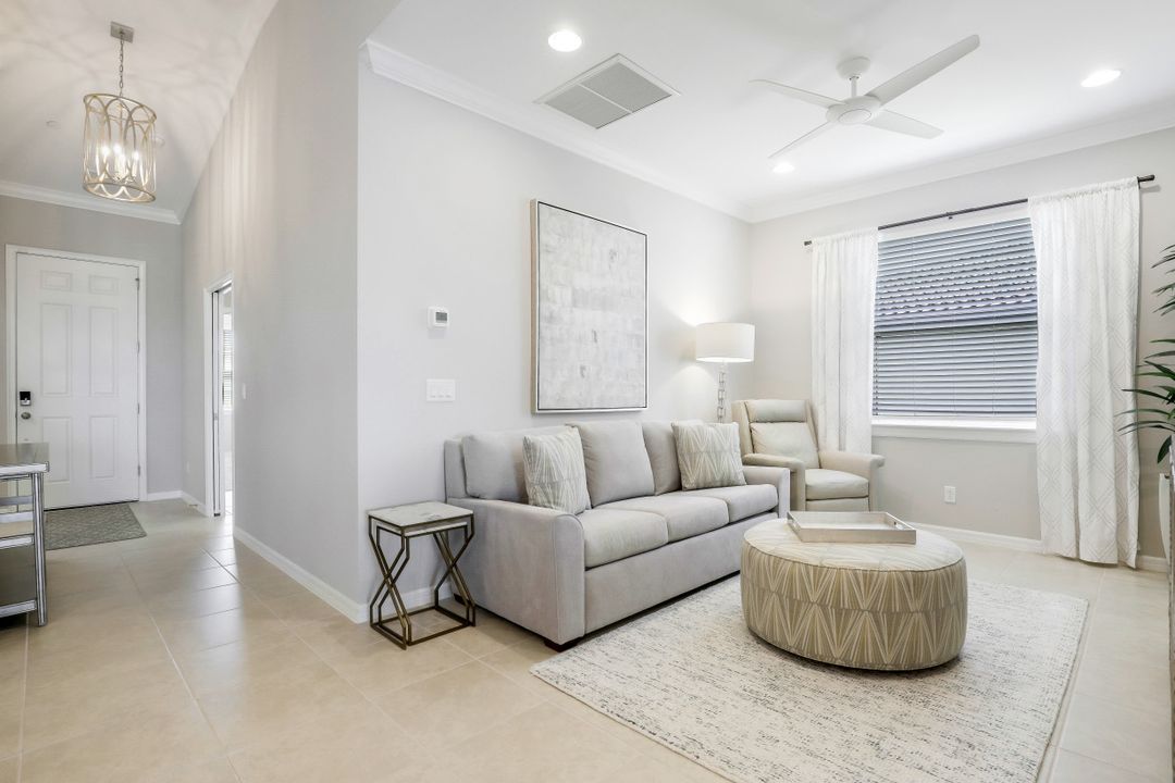 9377 Pocida Ct #201, Naples, FL 34119