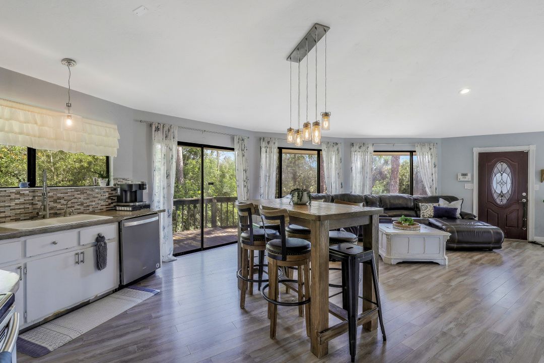 3035 64th St SW, Naples, FL 34105