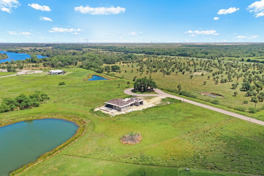 2040 Newcomb Ct, Alva, FL 33920