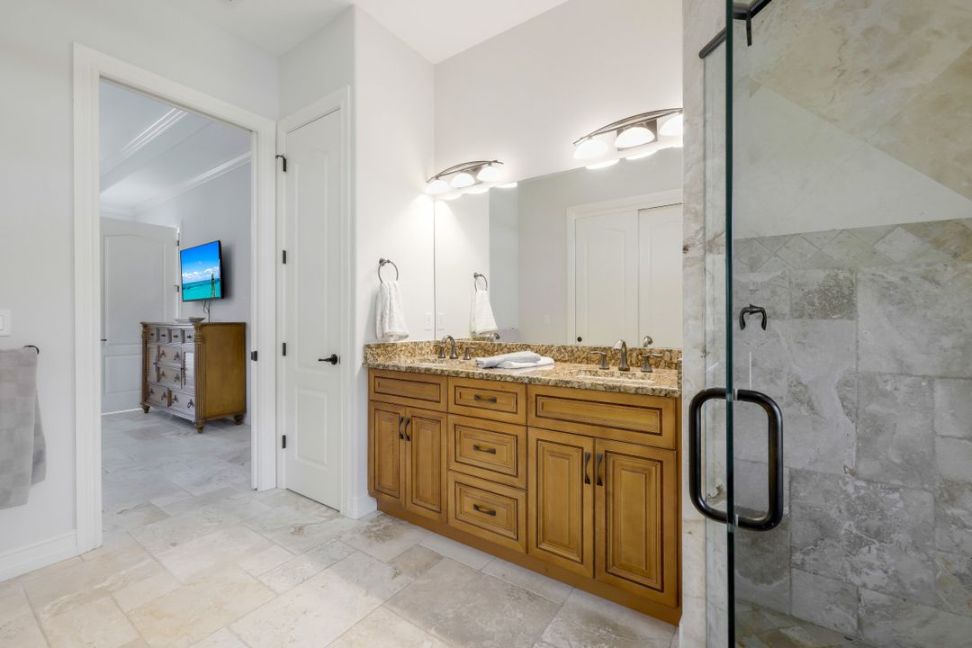 1232 Mistletoe Ct, Marco Island, FL 34145