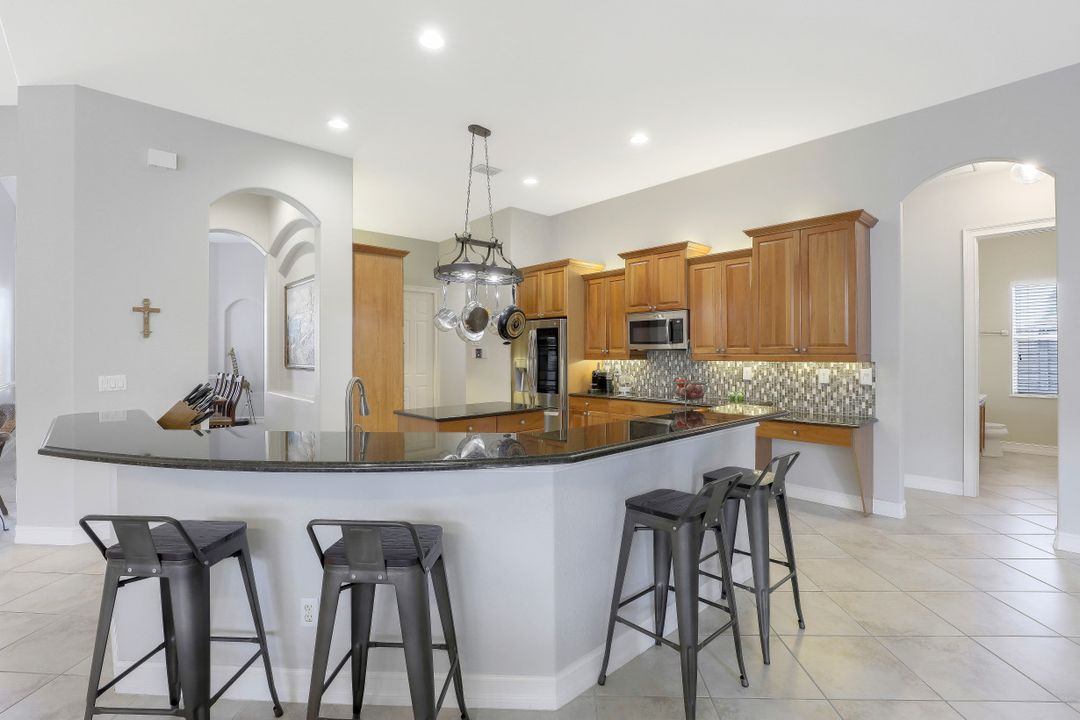 14830 Tybee Island Dr, Naples, FL 34119