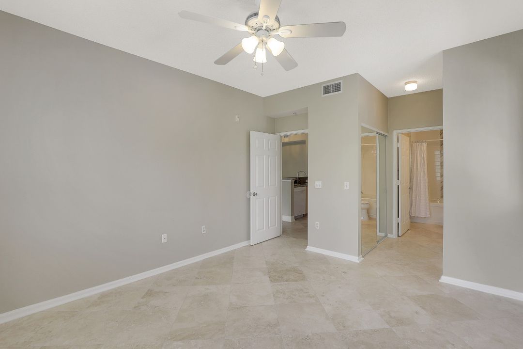 1150 Reserve Way #303, Naples, FL 34105