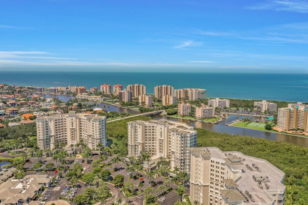 315 Dunes Blvd #604, Naples, FL 34110