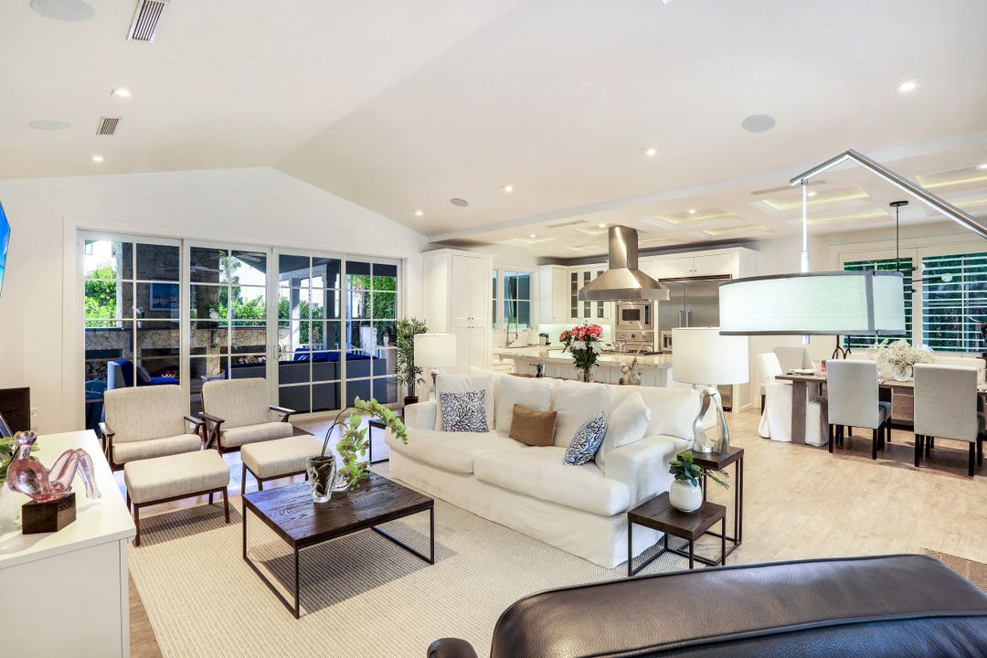 7401 SW 55th Ave, Miami, FL 33143