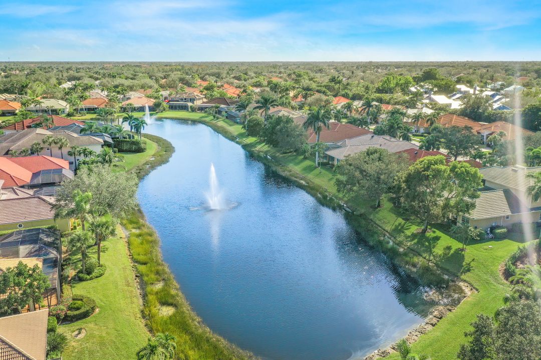 4899 Rustic Oaks Cir, Naples, FL 34105