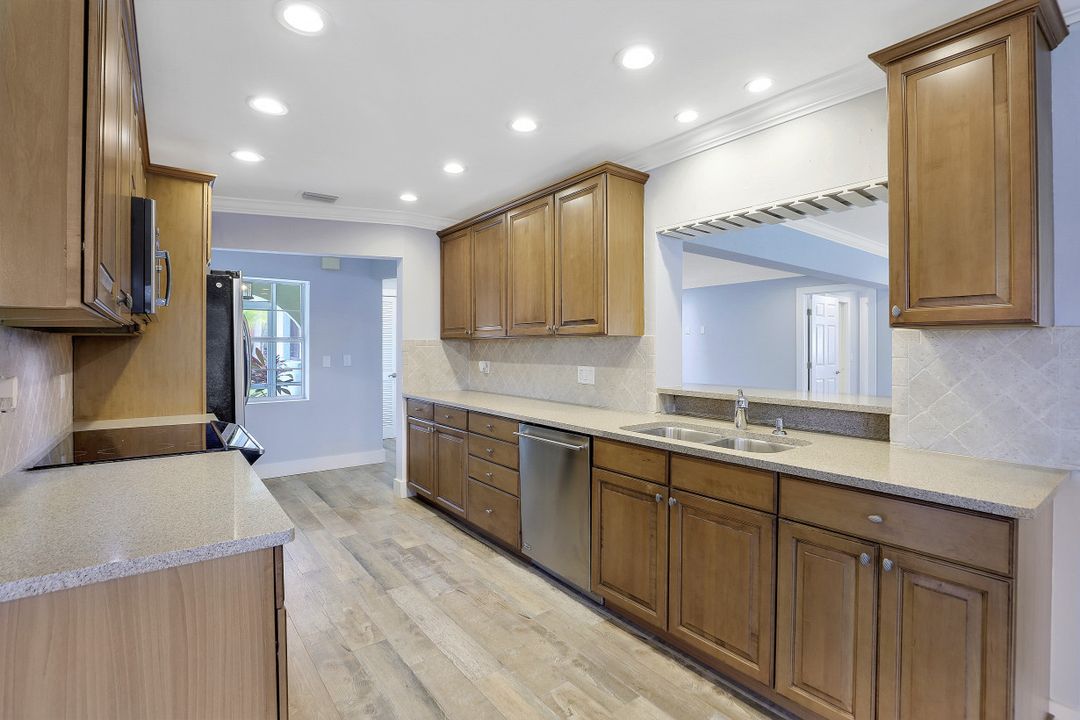 27273 Johnson St, Bonita Springs, FL 34135