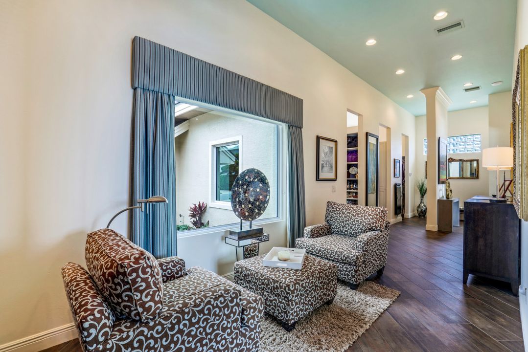 15720 Chatfield Dr, Fort Myers, FL 33908