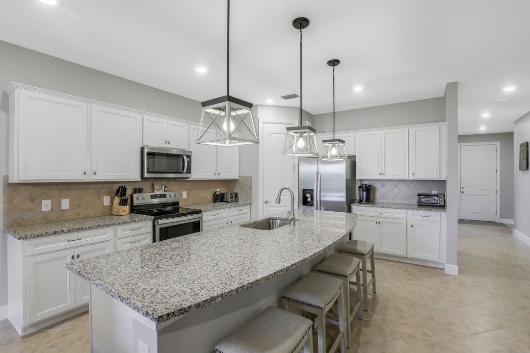 17302 Ashcomb Way, Estero, FL 33928