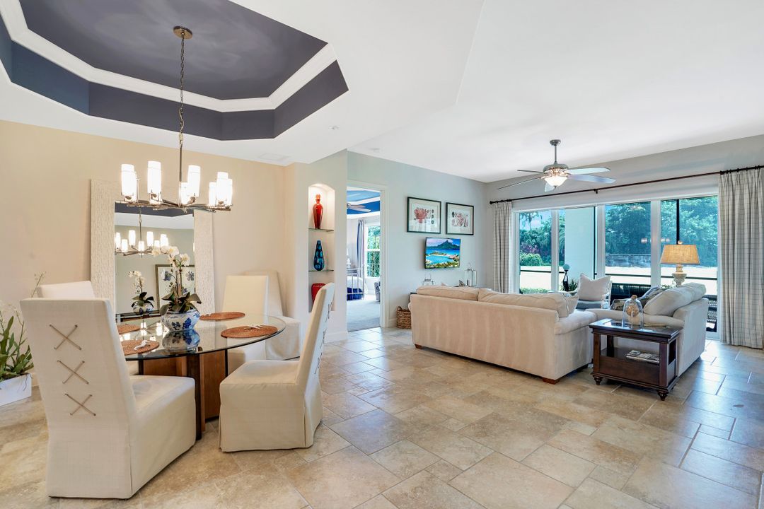 8036 Players Cove Dr #102, Naples, FL 34113