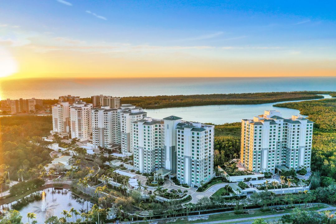 275 Indies Way #601, Naples, FL 34110
