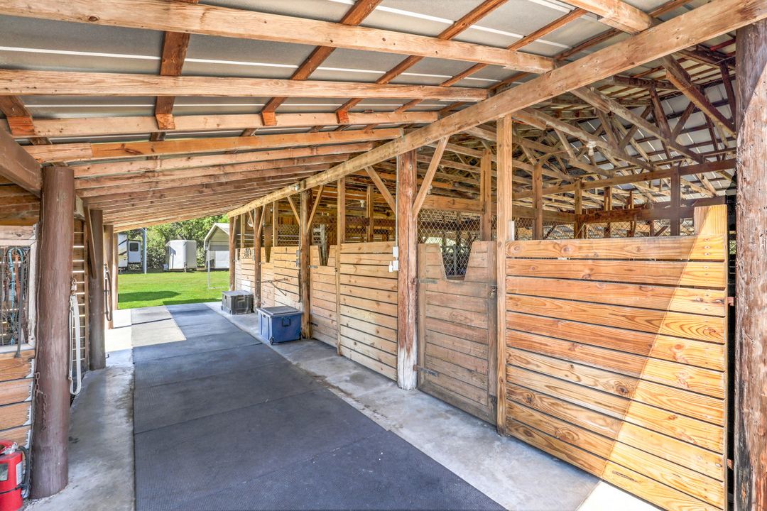 6440 Staley Farms Rd, Fort Myers, FL 33905