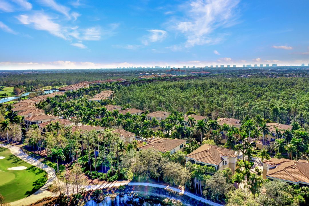 2850 Tiburon Blvd E #101, Naples, FL 34109