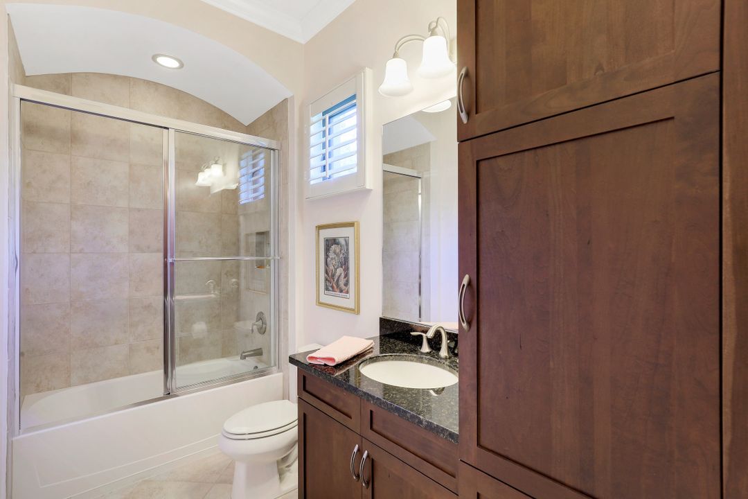 7413 Byrons Way, Naples, FL 34113