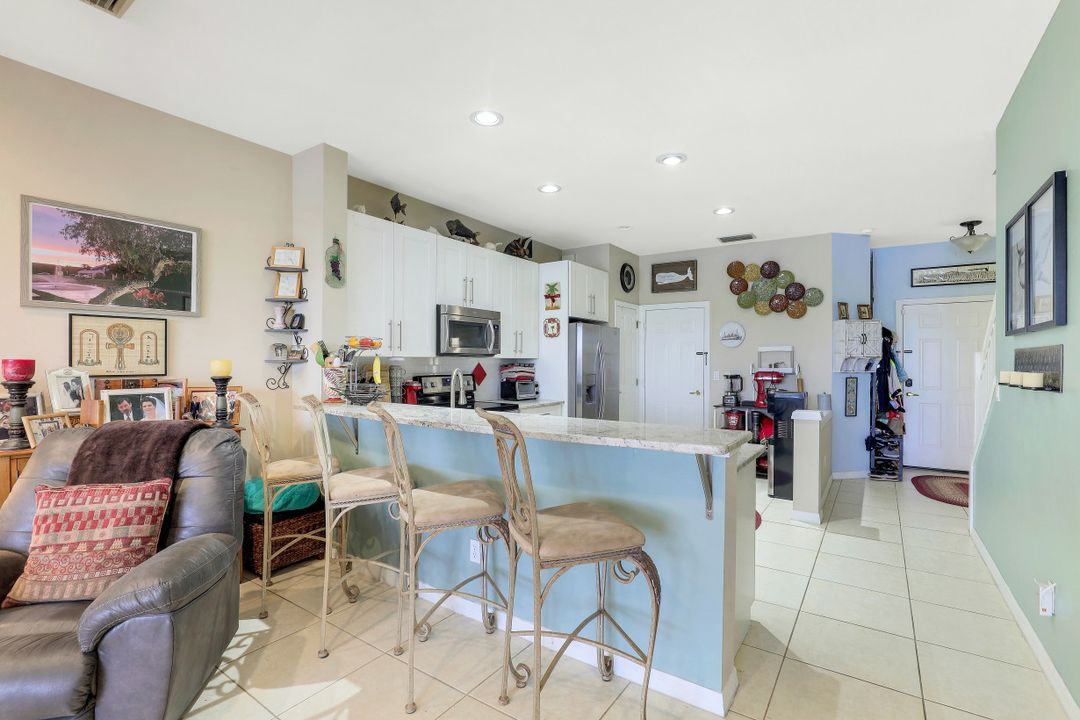 8381 Village Edge Cir  #4, Fort Myers, FL 33919