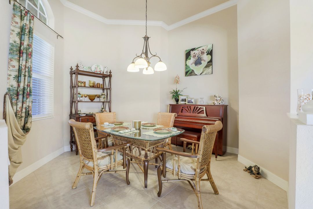 4141 SW 10th Ave, Cape Coral, FL 33914