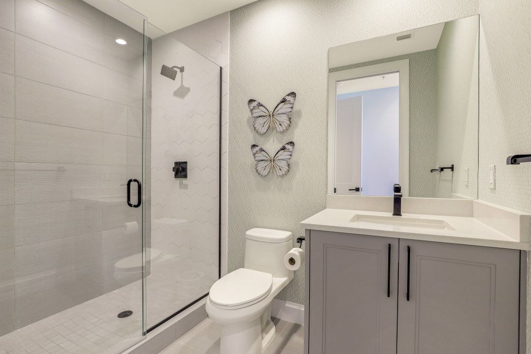1111 Central Ave #402, Naples, FL 34102