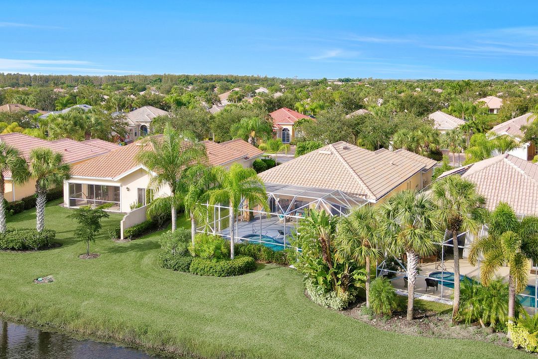 28627 Wahoo Dr, Bonita Springs, FL 34135