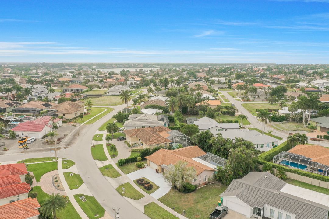 318 Sand Hill St, Marco Island, FL 34145