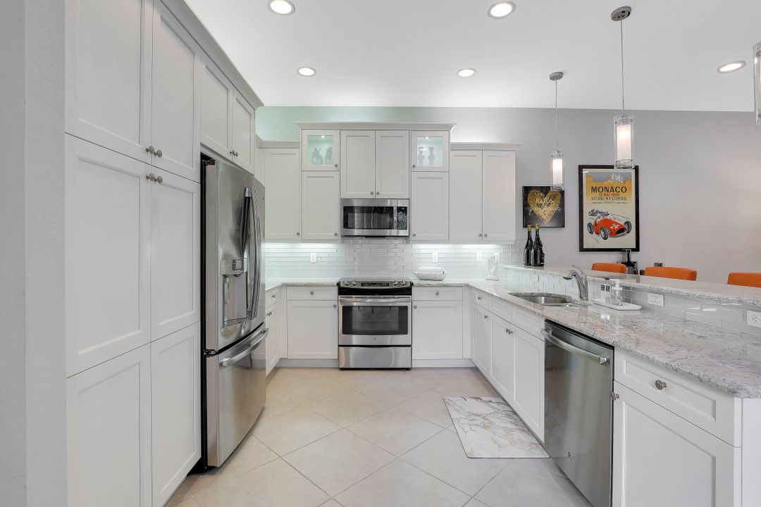 13486 Sumter Ln, Naples, FL 34109