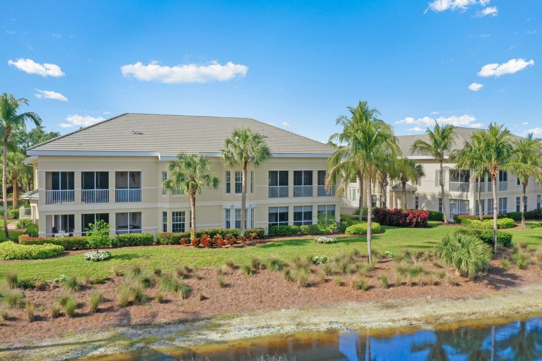 385 Sea Grove Ln #201, Naples, FL 34110