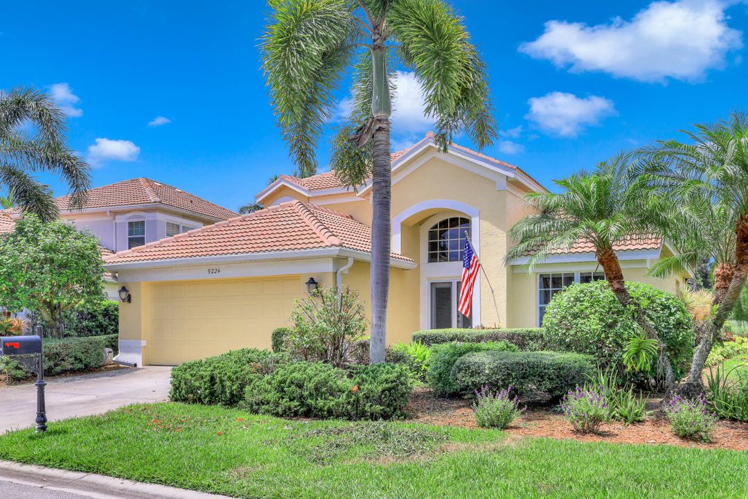 9224 Spring Run Blvd, Bonita Springs, FL 34135