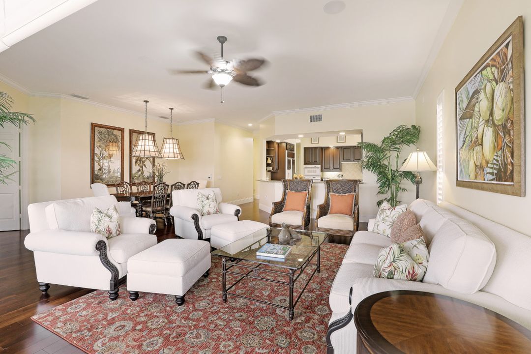 385 Sea Grove Ln #201, Naples, FL 34110