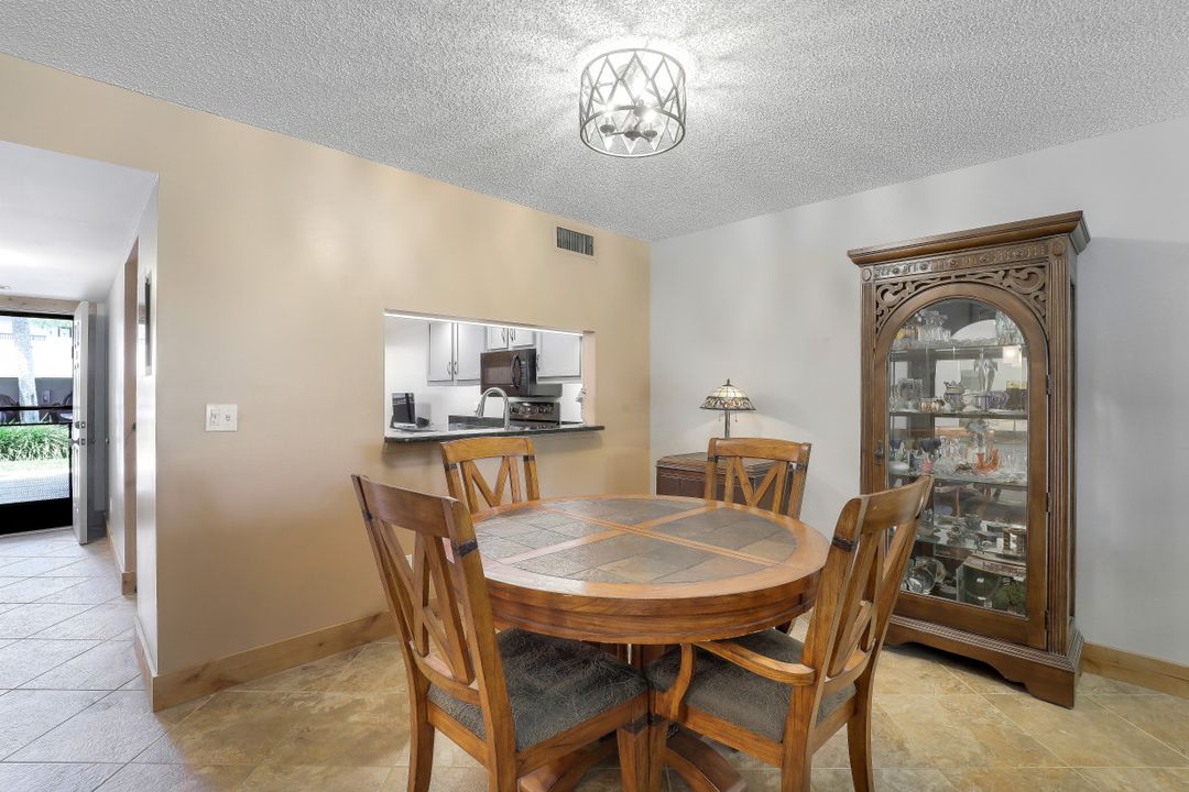 1782 Imperial Golf Course Blvd #c-104, Naples, FL 34110