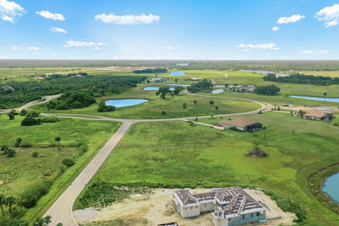 2040 Newcomb Ct, Alva, FL 33920