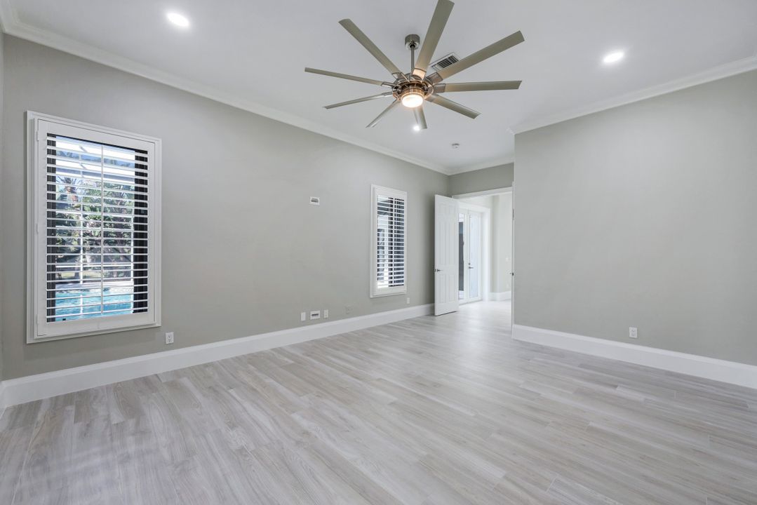 4040 1st Ave SW, Naples, FL 34119