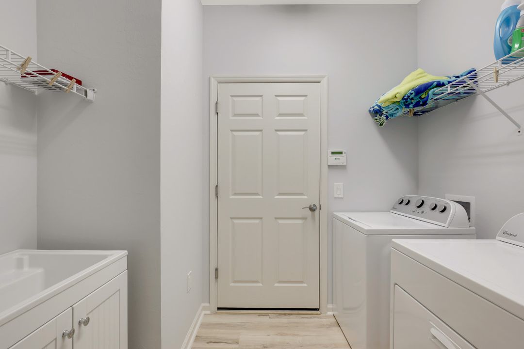 8843 Nautical Landing Cir #101, Naples, FL 34120