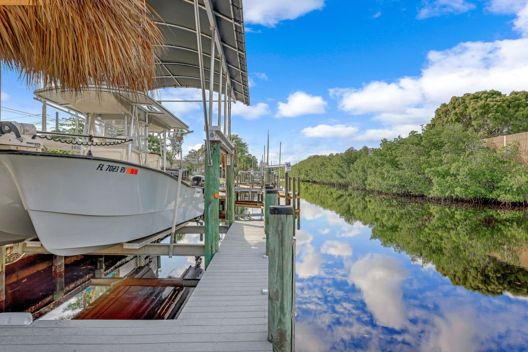 1847 Everest Pkwy, Cape Coral, FL 33904