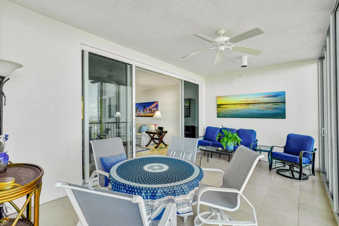 265 Indies Way #1404, Naples, FL 34110