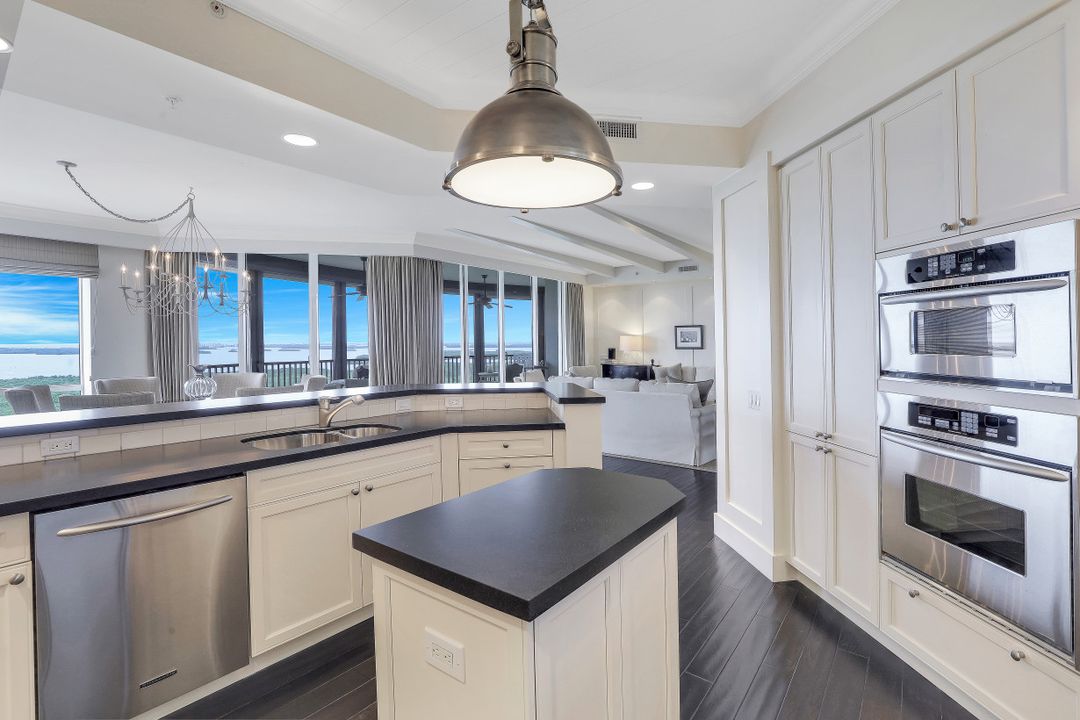 23750 Via Trevi Way #1702, Bonita Springs, FL 34134