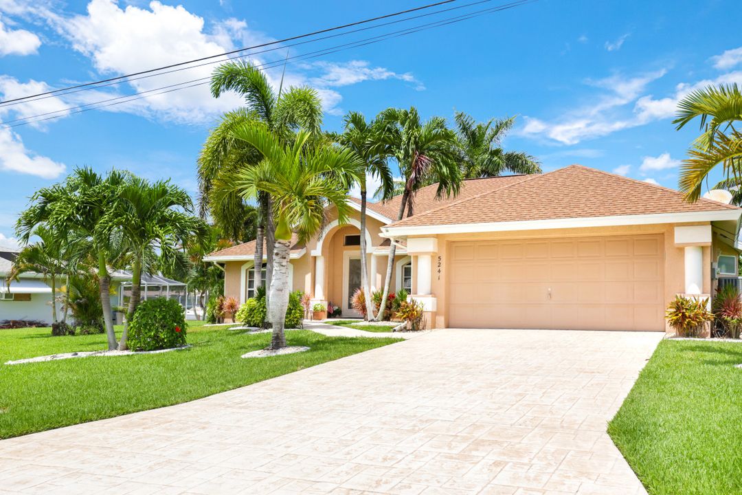 5241 Stratford Ct, Cape Coral, FL 33904