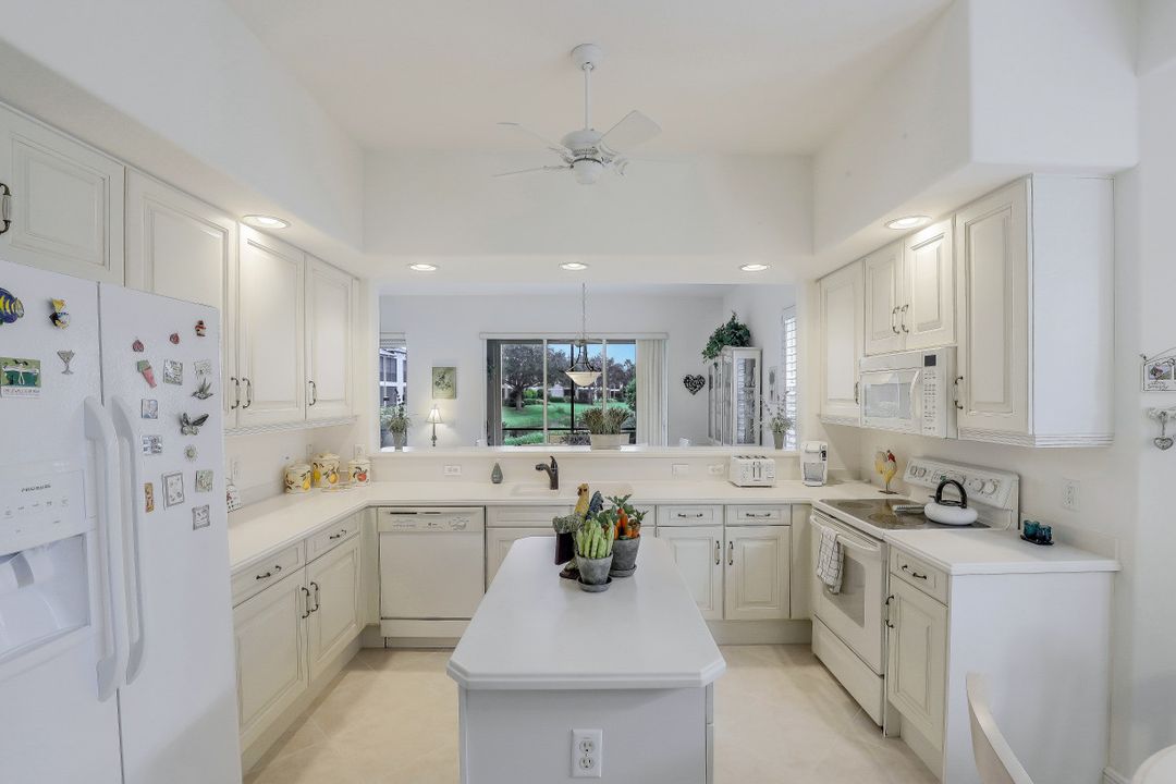 755 Regency Reserve Cir #5002, Naples, FL 34119