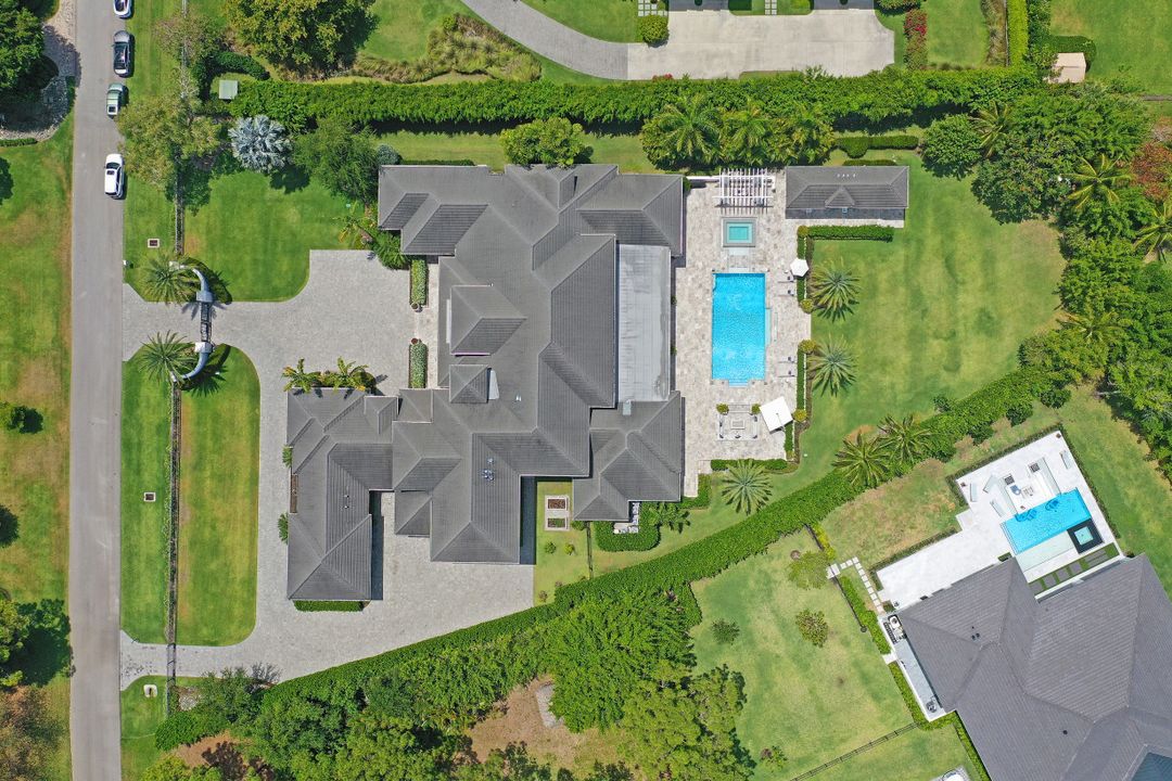 705 Myrtle Rd, Naples, FL 34108