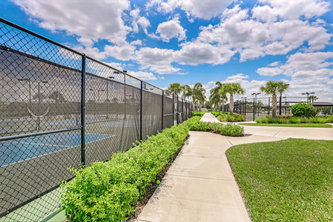 17578 Elkgrove Ln, Estero, FL 33928