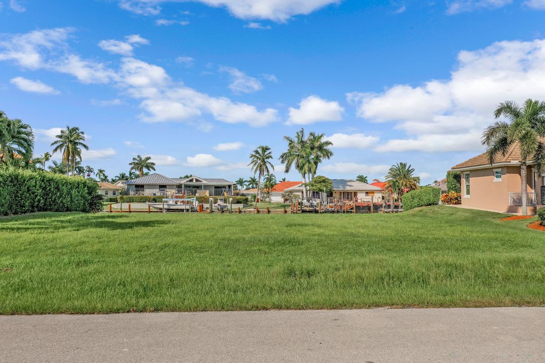 159 Dan River Ct, Marco Island, FL 34145