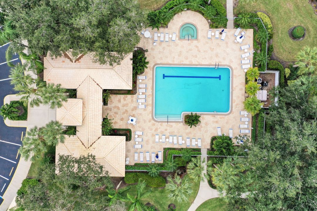 24820 Lakemont Cove Ln #201, Bonita Springs, FL 34134