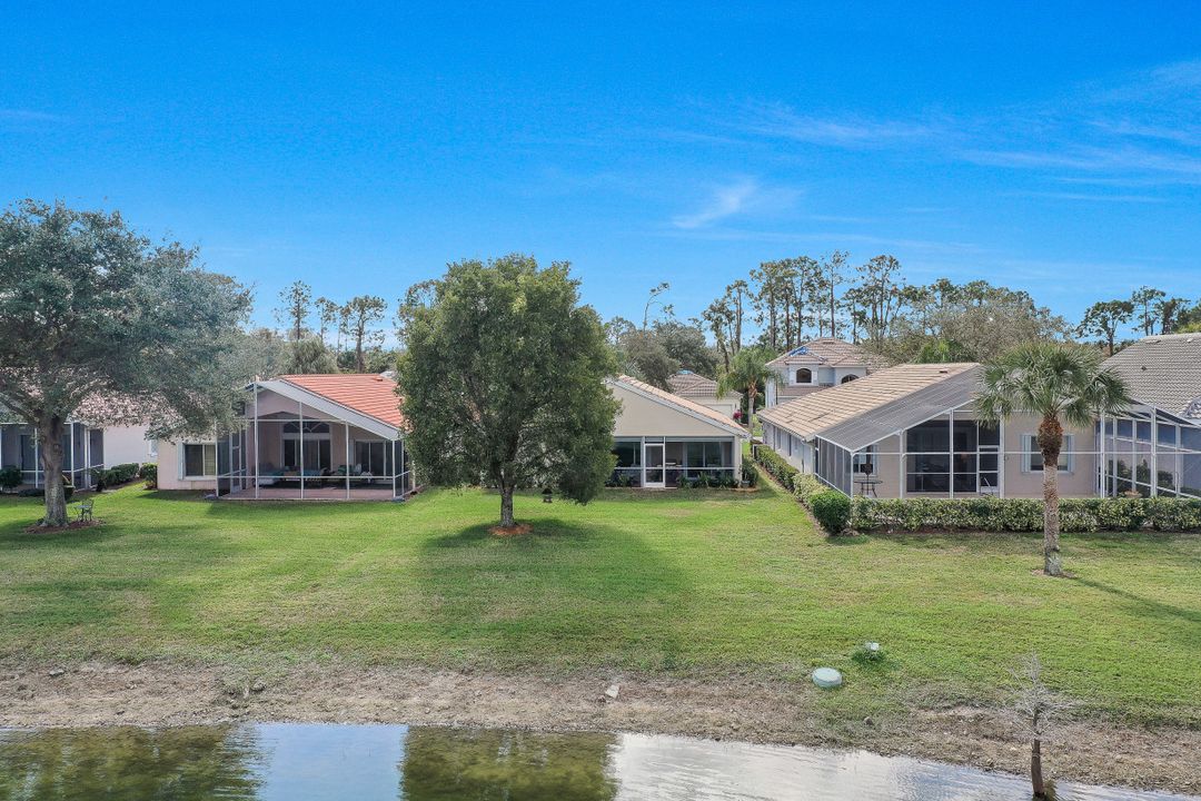 7433 Meldin Ct, Naples, FL 34104