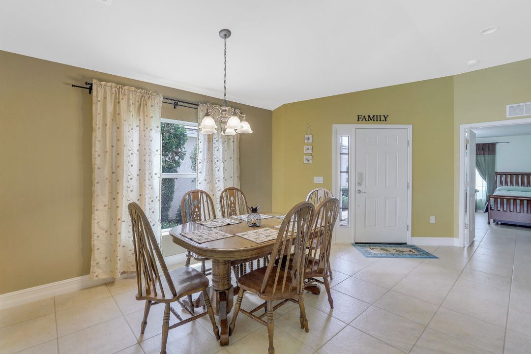 2620 Astwood Ct, Cape Coral, FL 33991