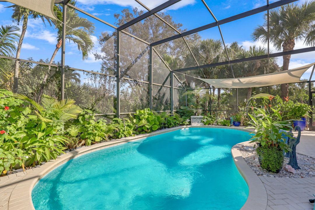 7008 Burnt Sienna Cir, Naples, FL 34109