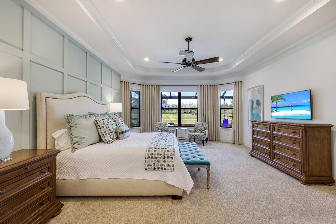 8848 Savona Ct, Naples, FL 34119