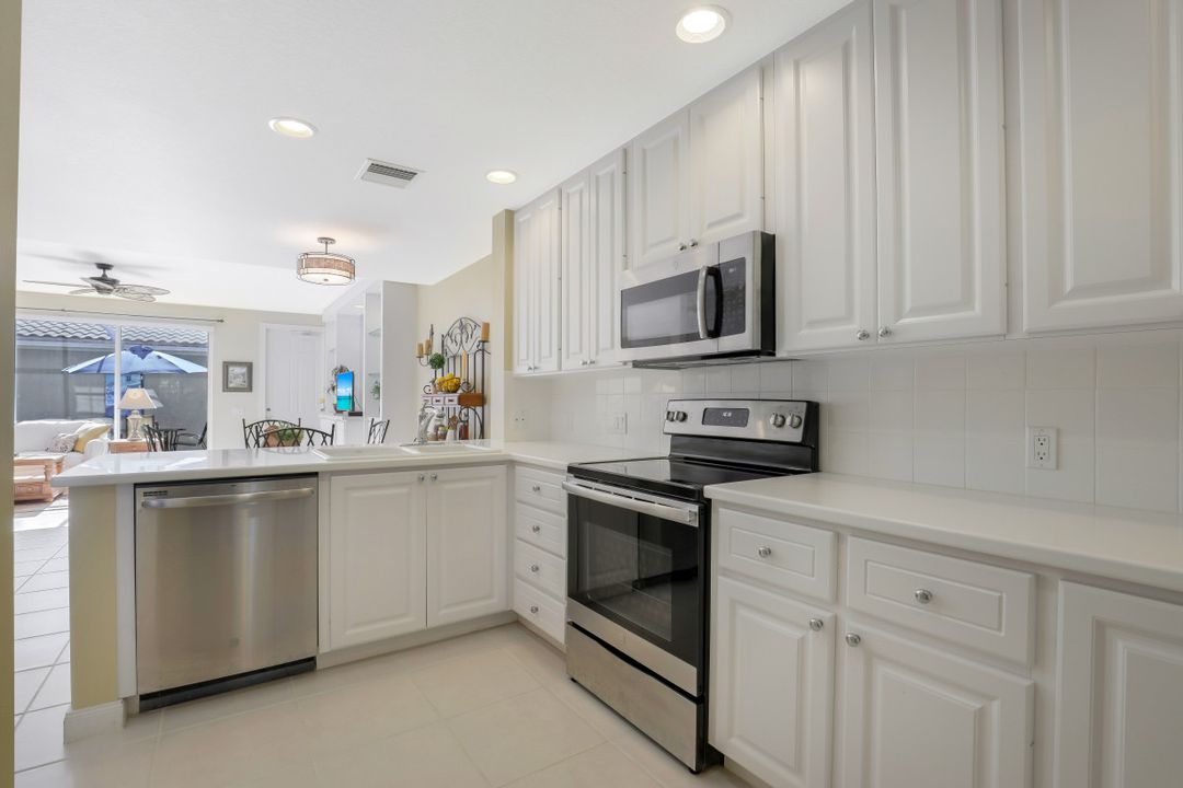 14662 Escalante Way, Bonita Springs, FL 34135