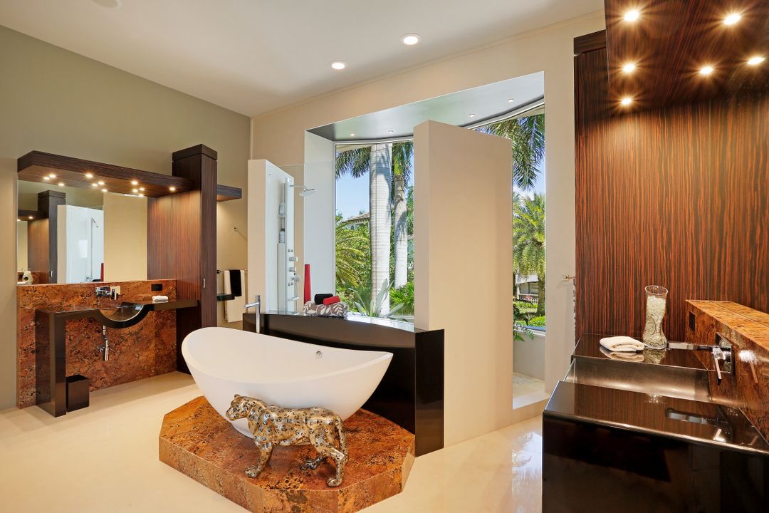 202 S Beach Dr, Marco Island, FL 34145