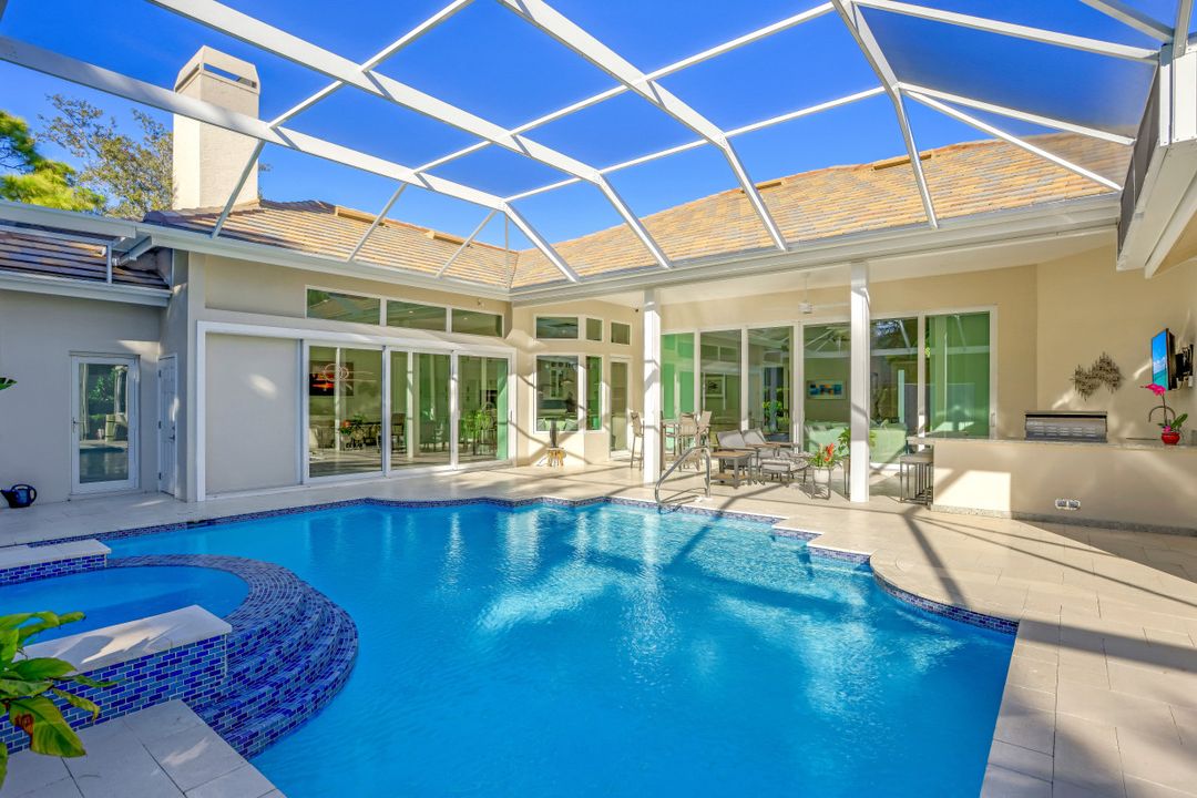 3371 Creekview Dr, Bonita Springs, FL 34134